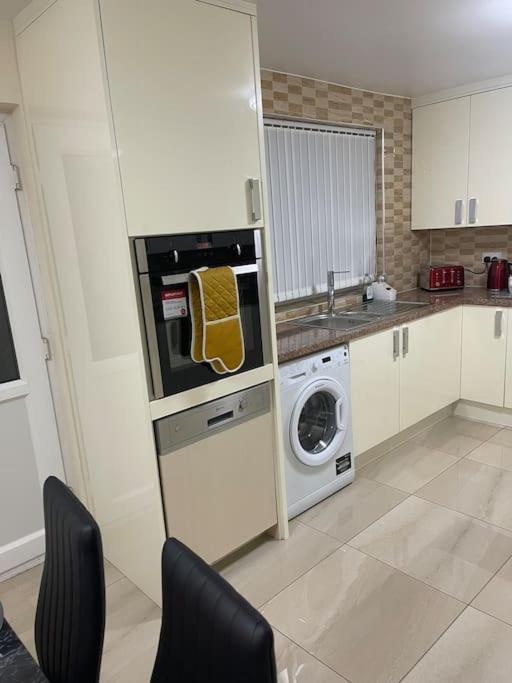Gated Home Close To Birmingham City Centre Luaran gambar