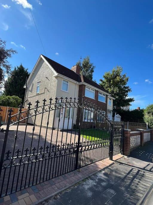 Gated Home Close To Birmingham City Centre Luaran gambar
